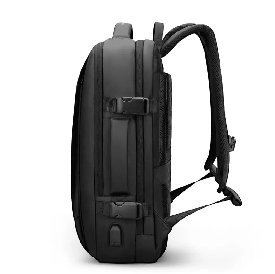 AVIATOR: Spacious High-Quality Waterproof Backpack