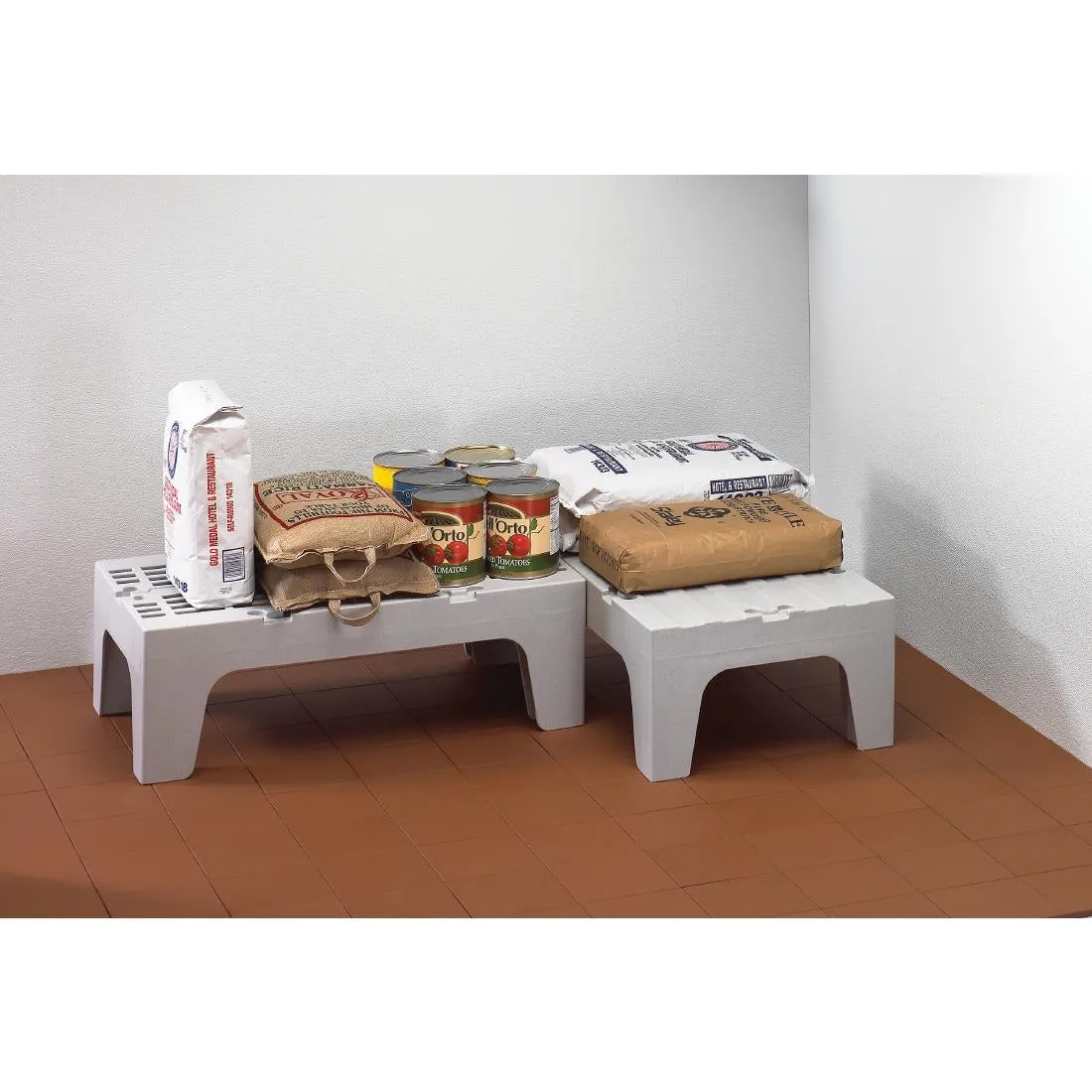 Cambro Dunnage Rack 300 x 533 x 915mm - FE720