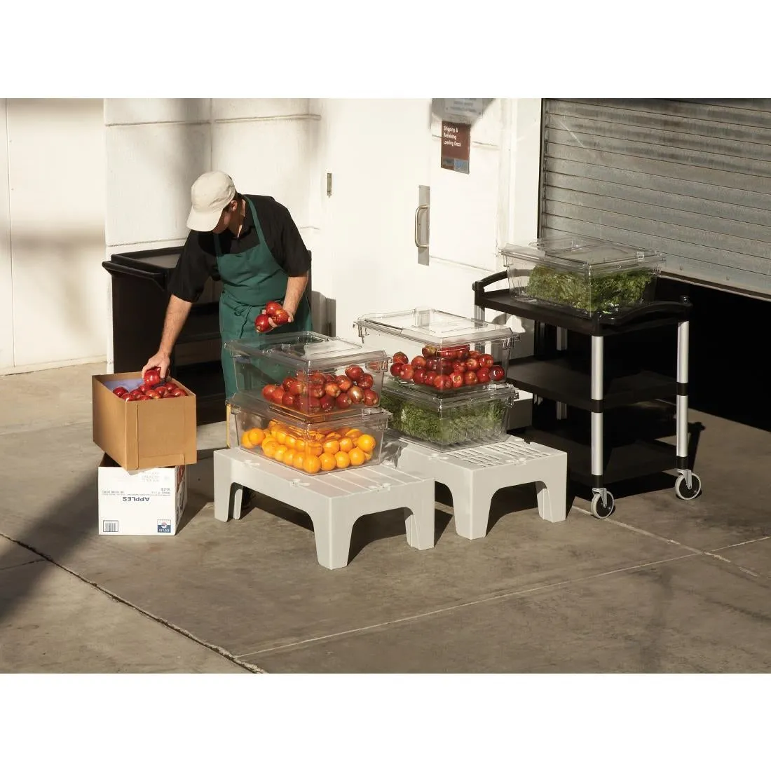 Cambro Dunnage Rack 300 x 533 x 915mm - FE720