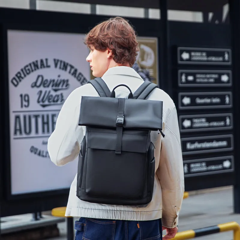 FELIX: Spacious Rolltop Bag for Modern Travels