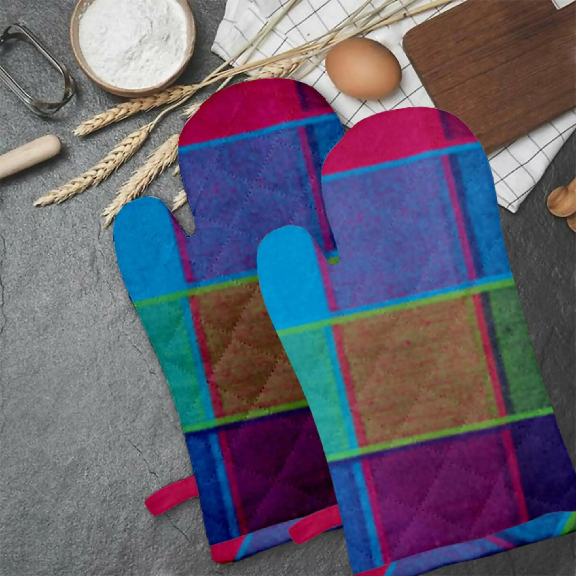 Lushomes Quilted Oven Mitts, Heat Resistant for Cooking & BBQ (2 Pcs, 6x13 Inch)