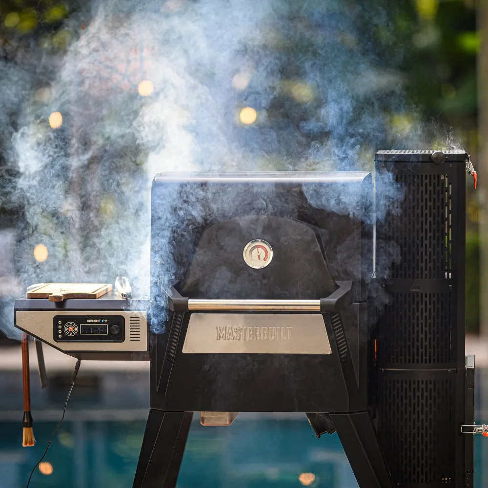 Masterbuilt Gravity Series 560 Digital Charcoal BBQ   Smoker